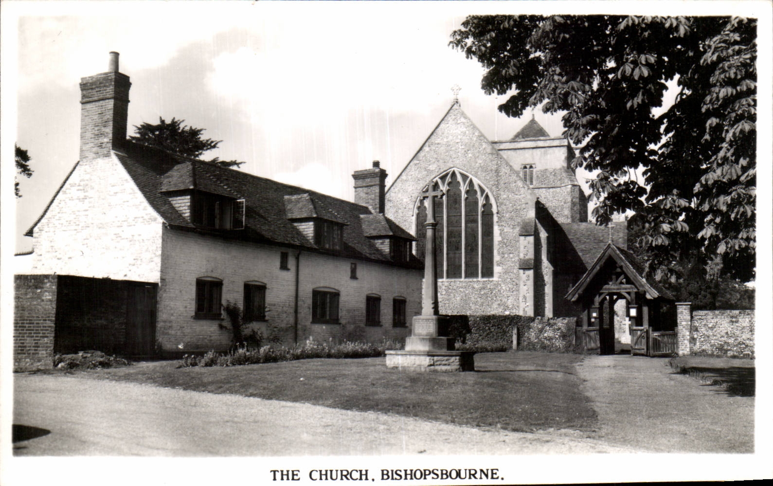 CPA Great Britain The church Bishopsbourne