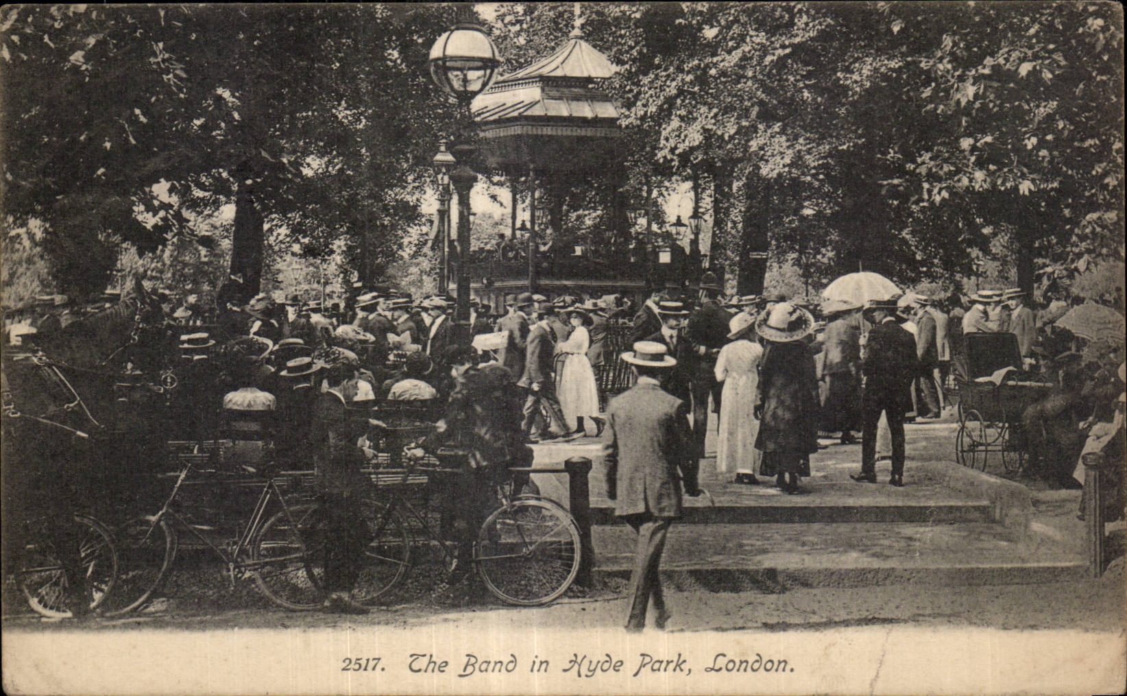 CPA The Band in Hyde Park London 