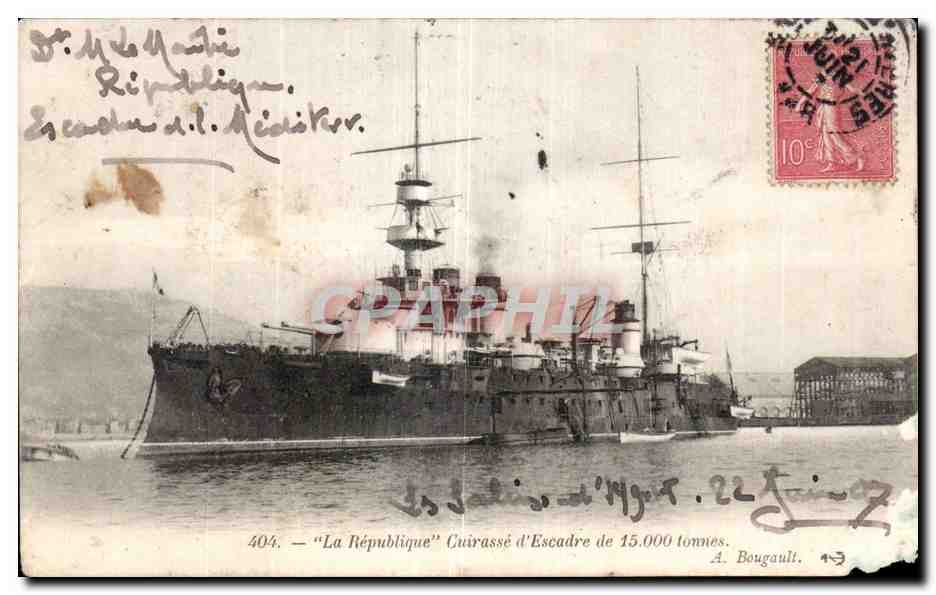 CPA Bateau La Republique Cuirasse Escadre de 15 000 tonnes
