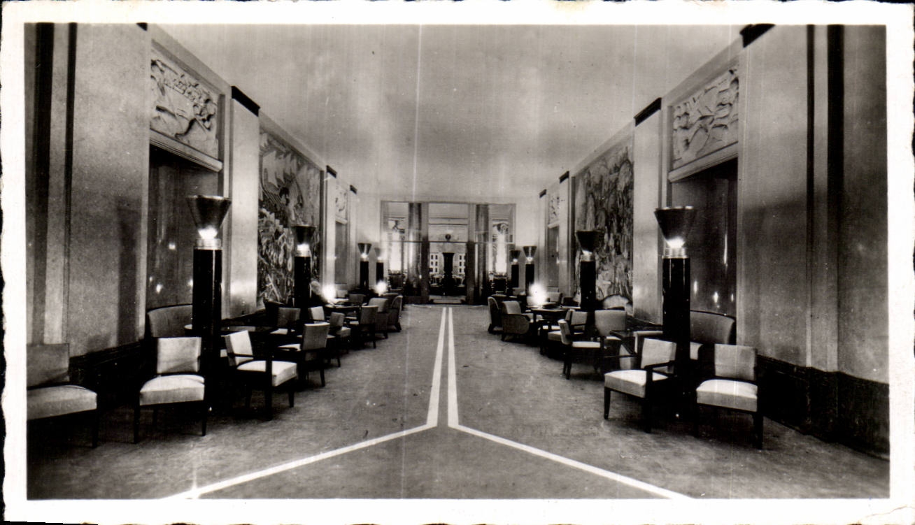 Paquebot 'Normandie' — Galerie Salon — Photo DESBOUTIN