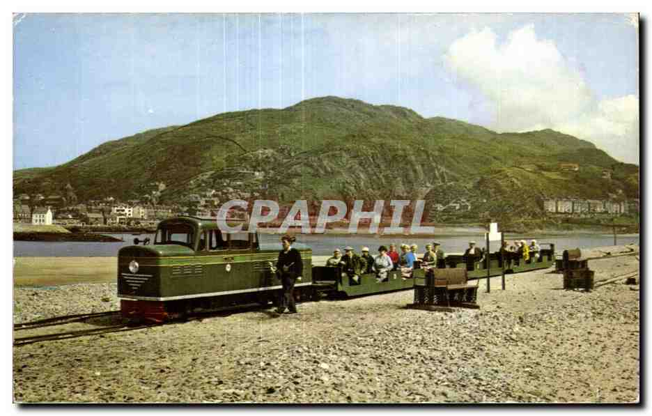 CPA Train Fairbourne miniature Railway Barmouth 