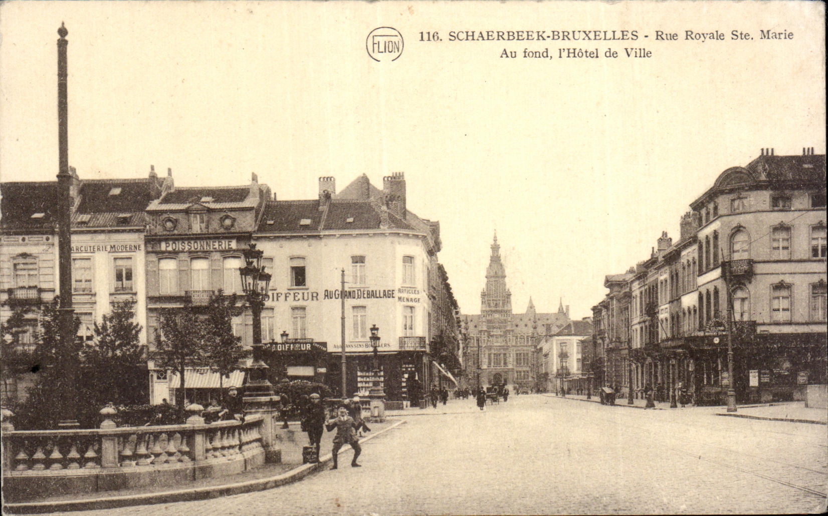 CPA Schaerbeek Bruxelles Rue Royale Ste Marie Au Fond L Hotel De Ville