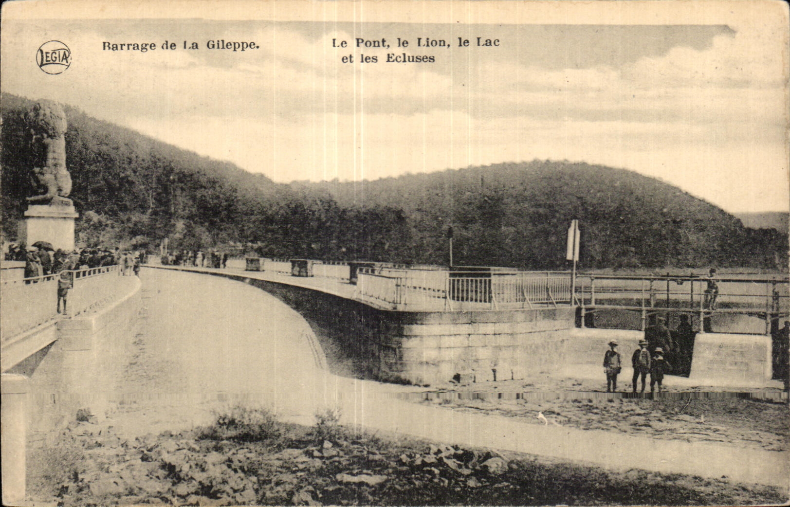 CPA Rarrage de la Glleppe Le Pont le Lion le Lac et les ecluses