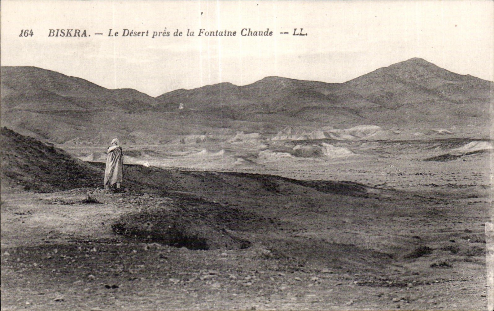 CPA Algerie Biskra Le Desert pres de la Fontaine Chaude 