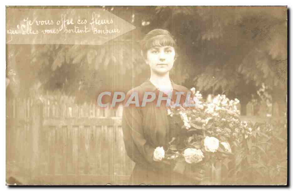 CPA Fantaisie Fleurs Femme 
