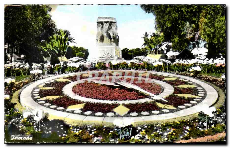 CPA Algerie Alger (EI Djezair) Le Monument aux Morts par Landowski