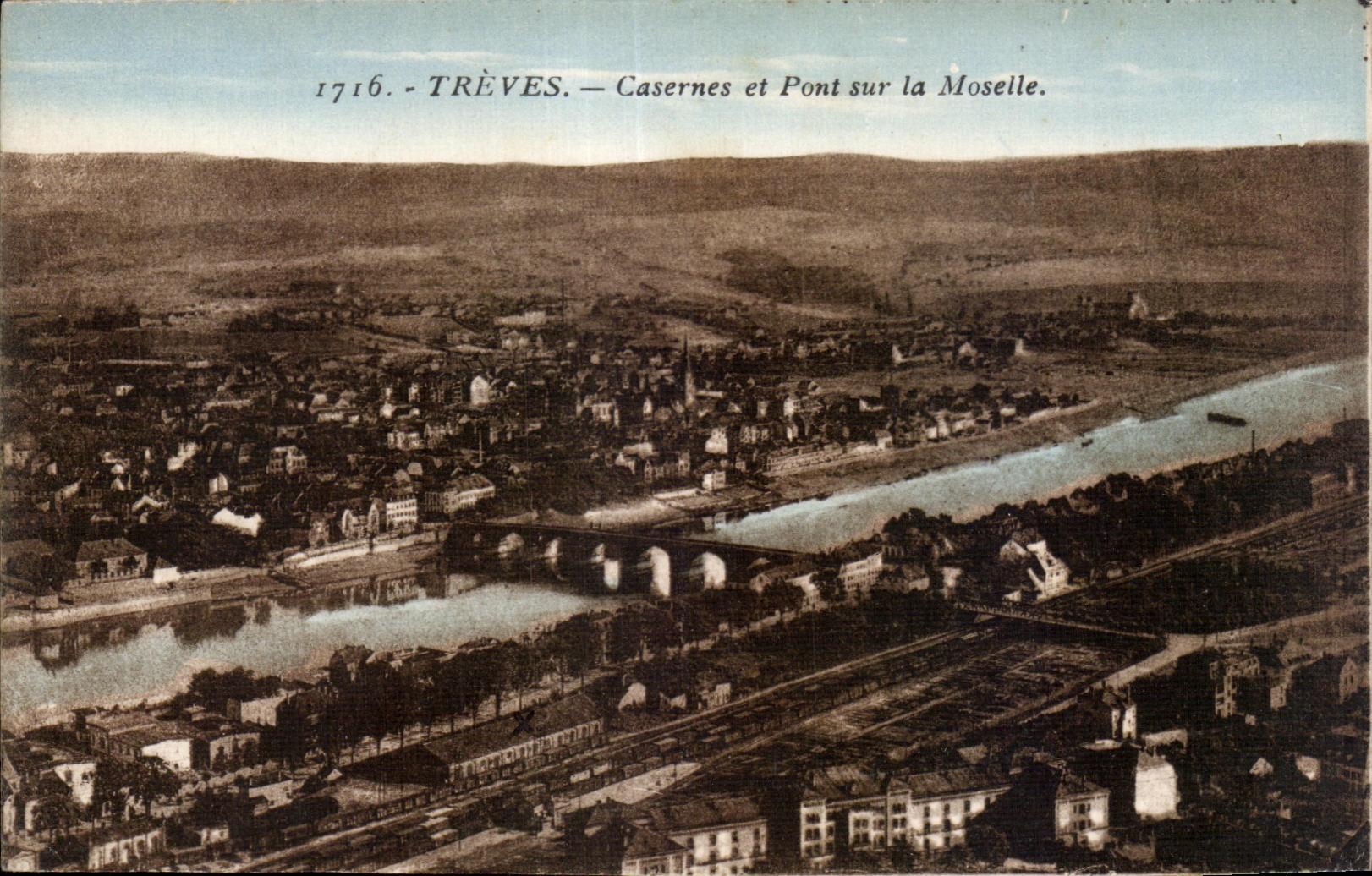 CPA Treves Casernes et Pont sur la Moselle Militaria 