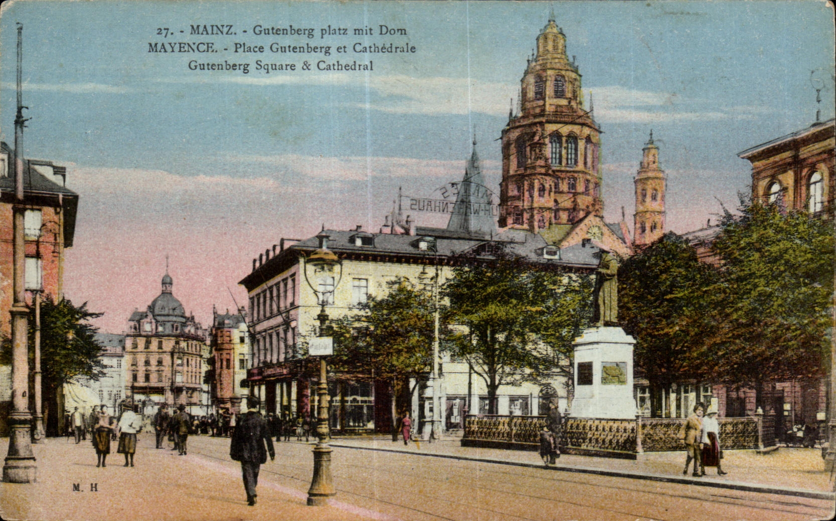 CPA Mainz Gutenberg platz mit dom Mayence Place Gutenberg et Cathedrale