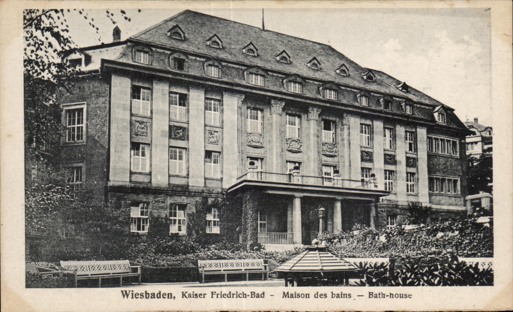 CPA Wiesbaden Kaiser Friedrich Bad Maison des bains Bath house