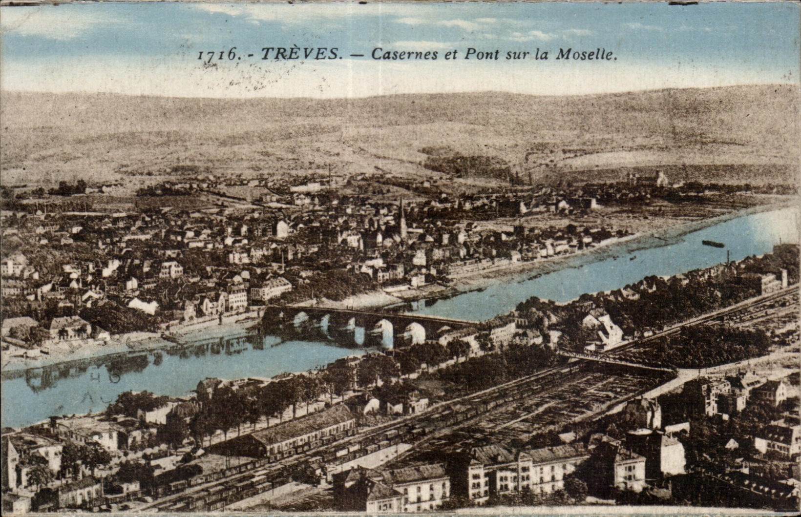 CPA Treves Casernes et Pont sur la Moselle