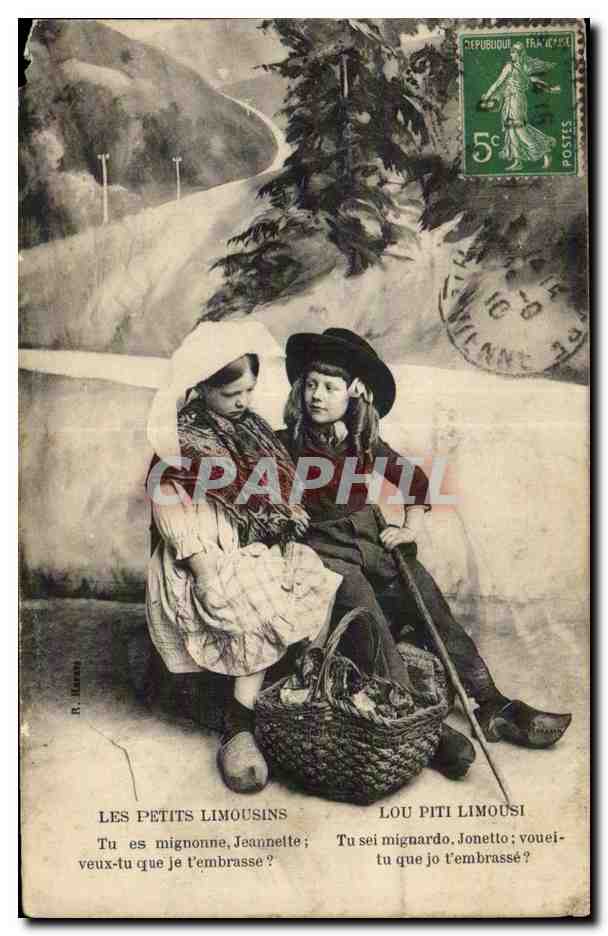 CPA Les Petits LImousins Lou Piti Limousi Folklore Costume