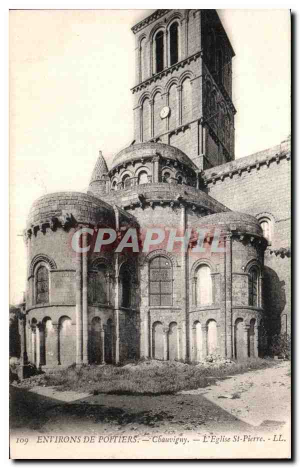 CPA Poitiers Entirons Chauvigny Eglise St Pierre