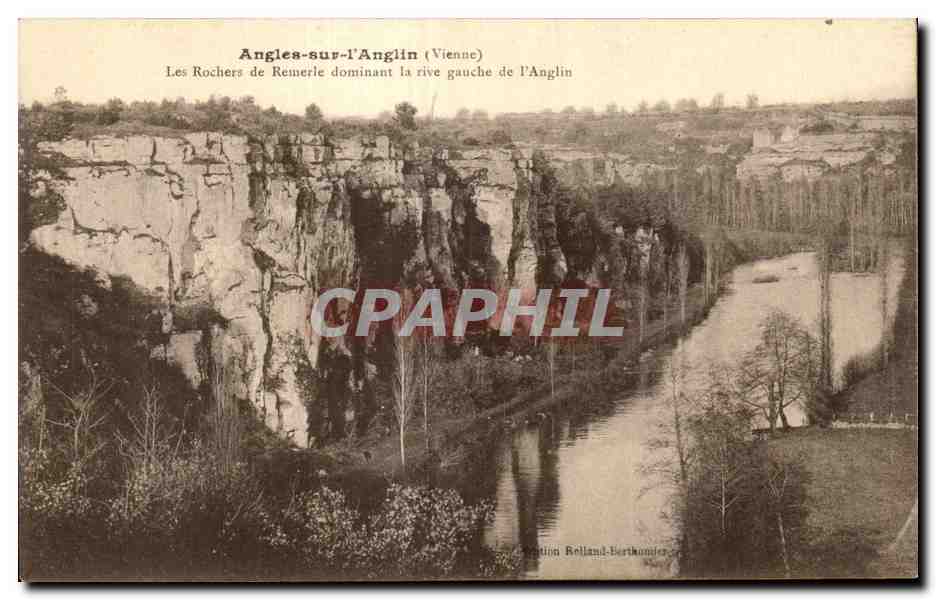Angles-sur-l'Anglin (Vienne) — Les Rochers de Reimerle dominant la rive gauche de l'Anglin — Édition Rolland-Bertinmier