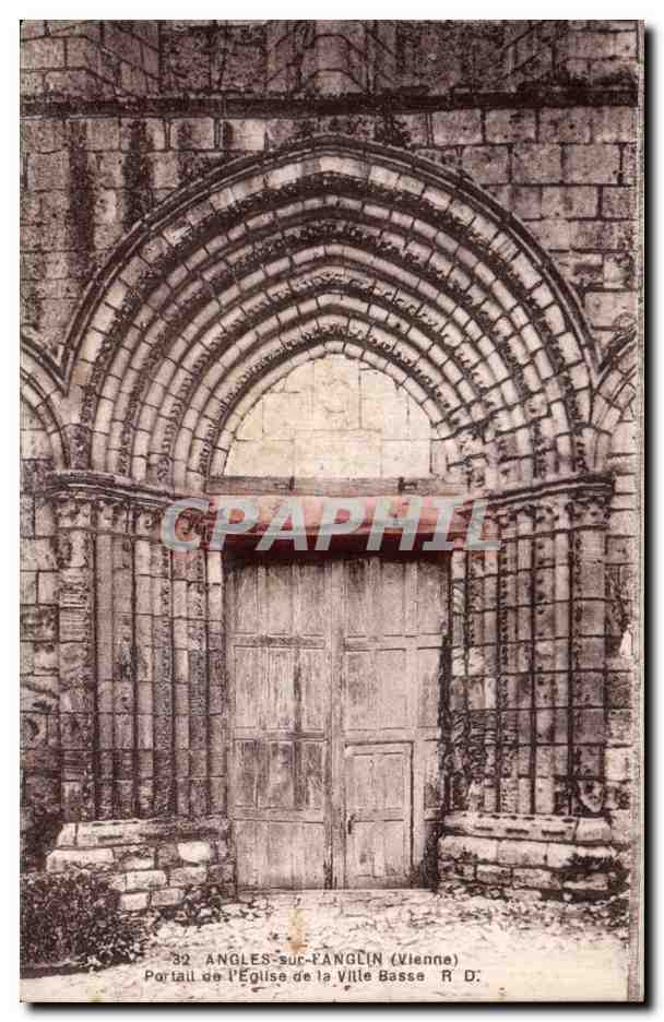 Angles-sur-l'Anglin (Vienne) — Portail de l'église de la Ville Basse — R. D.