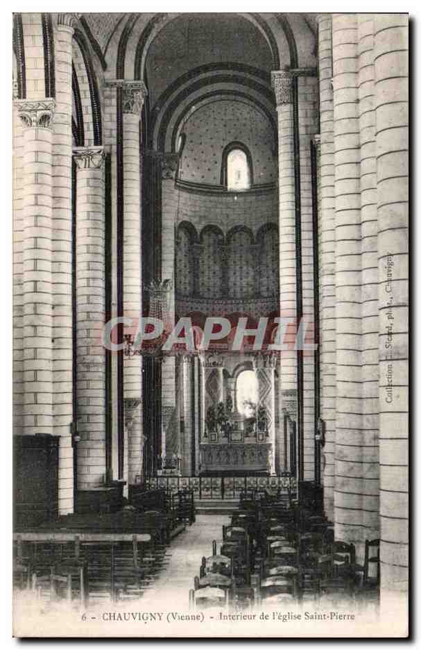 Chauvigny (Vienne) — Intérieur de l'église Saint-Pierre — Collection Stefdu, phot. Chauvigny