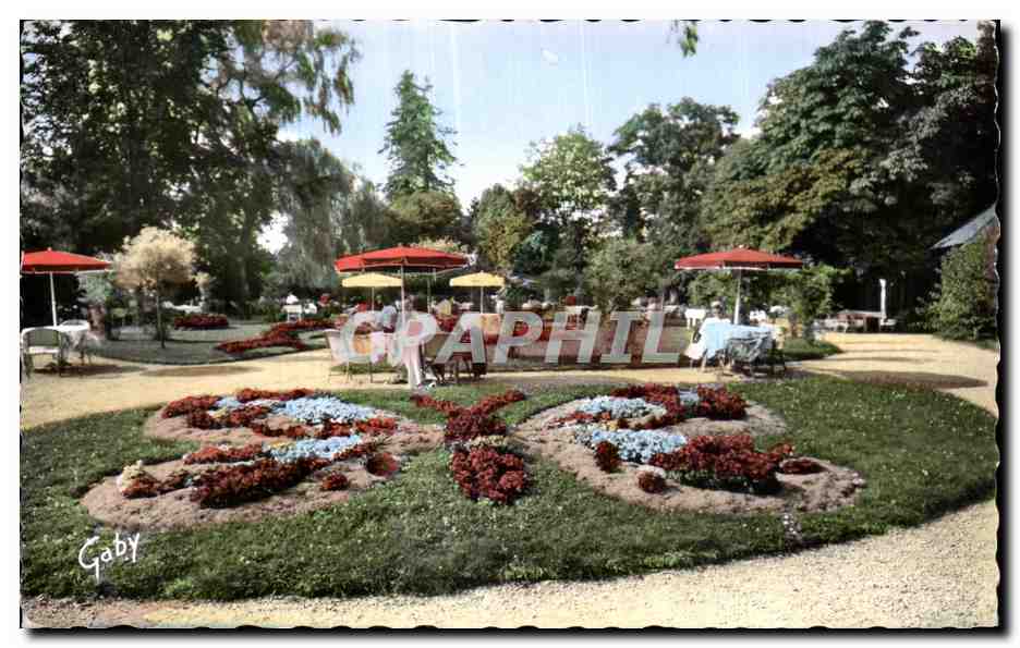 Jardin fleuri avec parasols — Gaby — Graphphil