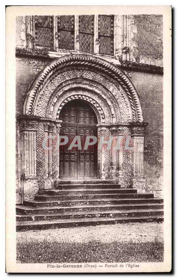 CPA Pin-la-Garenne (Orne) - Portail de I Eglise