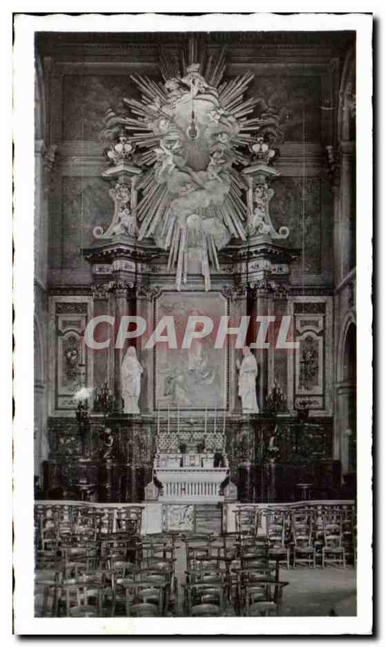 Innenraum einer Kirche — Altar mit Statue der Jungfrau mit Kind — unbekannter Verlag