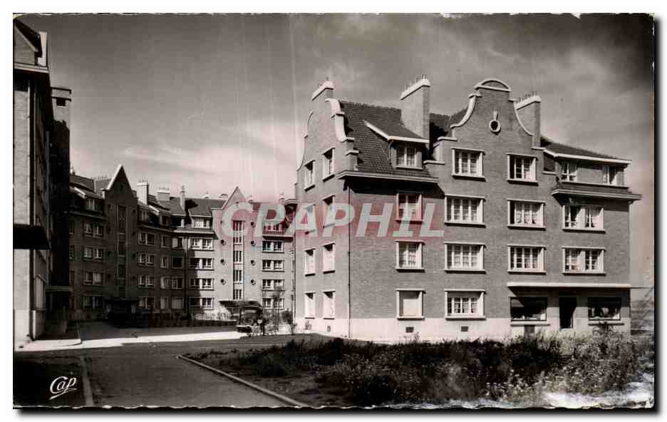 Art-Deco-Gebäude — Rue de la Gare — Cap