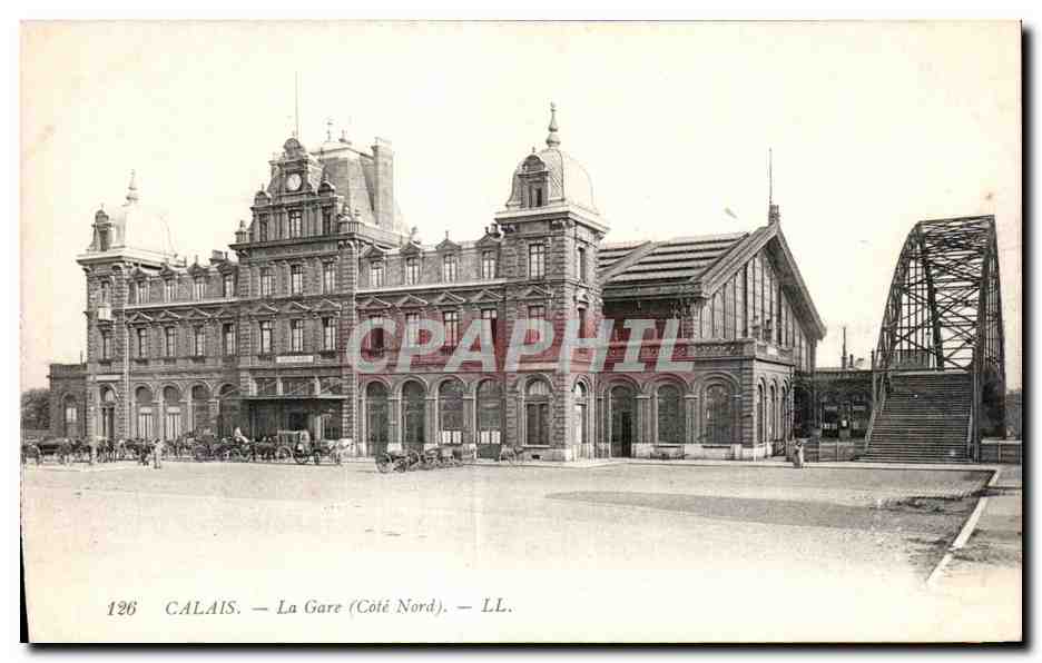 CPA CALAIS - La Gare (Cote Nord)
