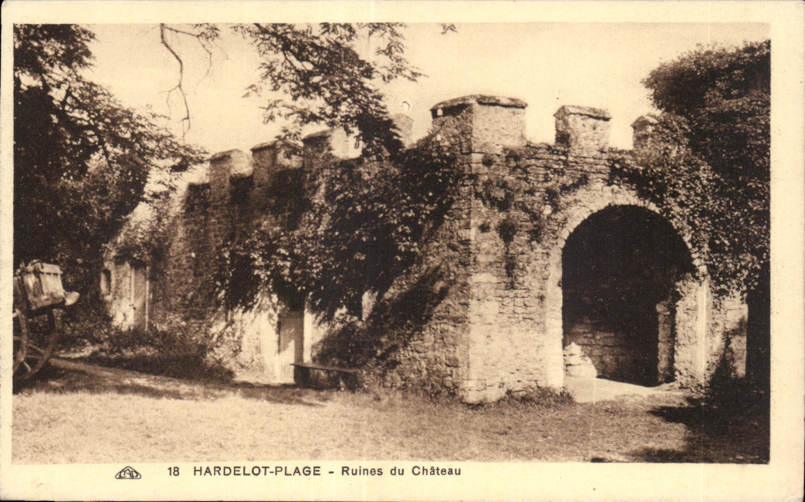 HARDELOT-PLAGE - Ruines du Château — C. Telebryr à l'heure