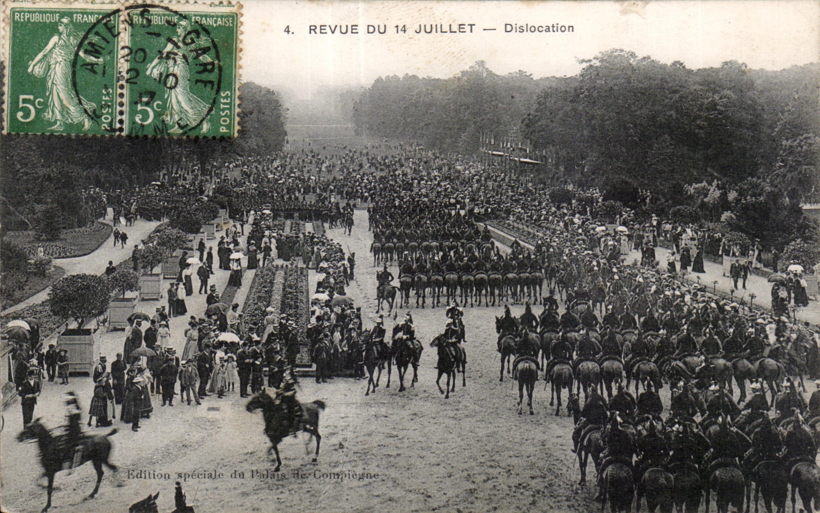 CPA Revue Du Juillet Dislocation Militaria Cheval Horse 
