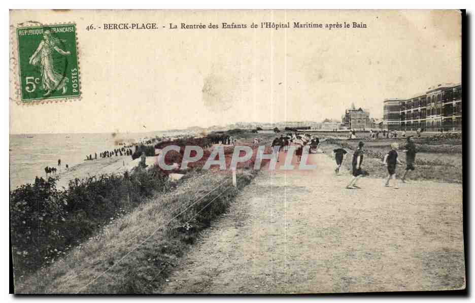 CPA BERCK PLAGE - La Rentree des Enfants de I Hopital Maritime apres le Bain