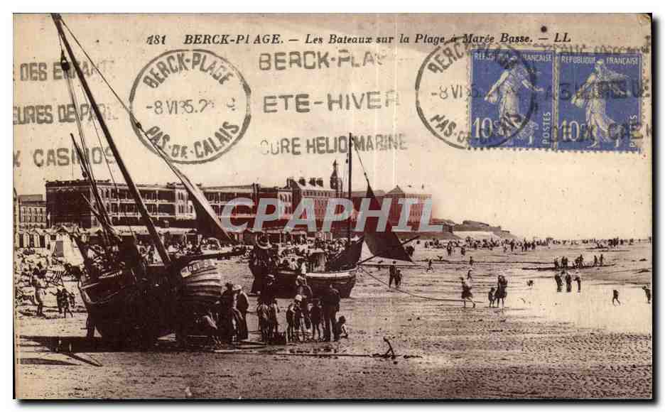 CPA BERCK PLAGE - Les Bateaux sur la Plage a Maree Basse