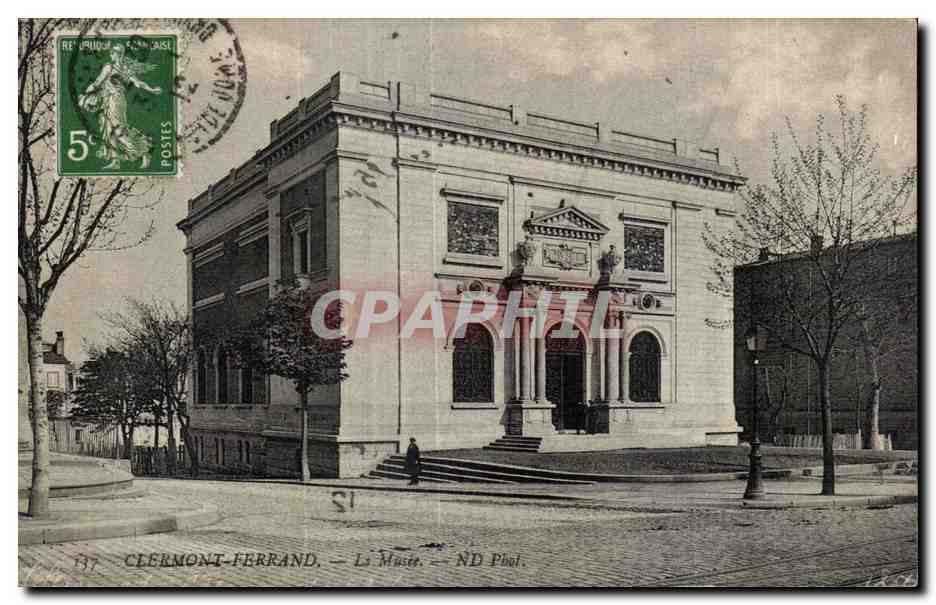 CPA CLERMONT-FERRAND - Le Musee 