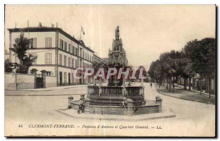 CPA CLERMONT-FERRAND - Fontaine d Amboise et Quartier General
