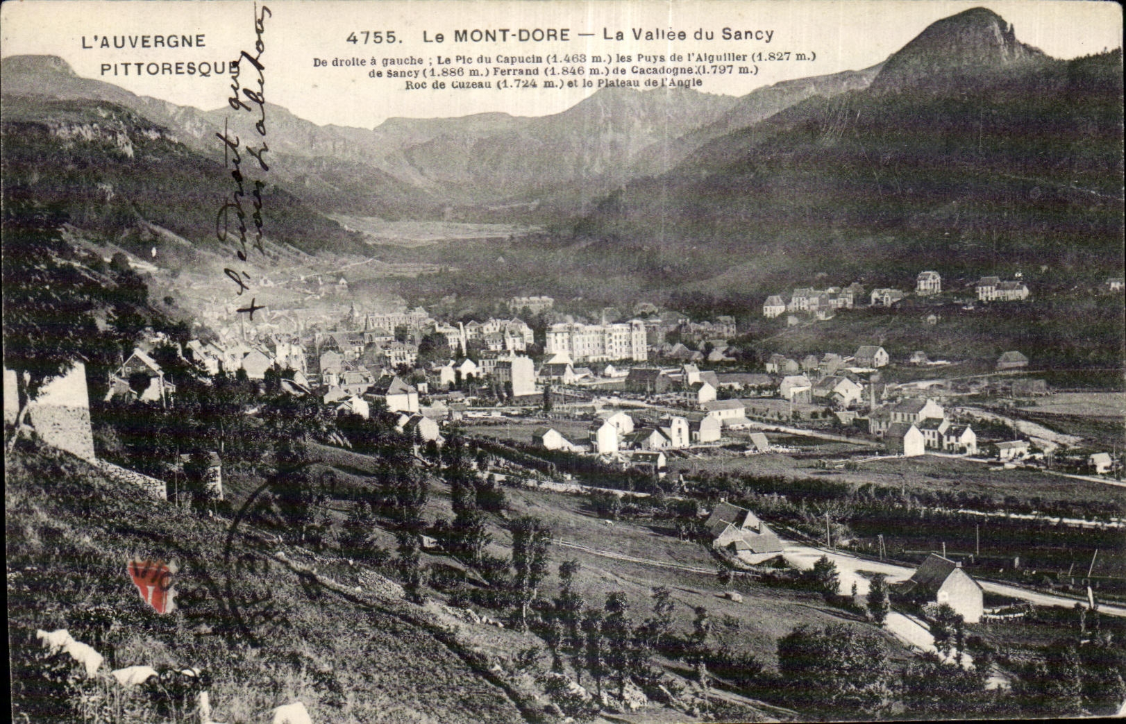 CPA Le Mont Dore La vallee du Sancy