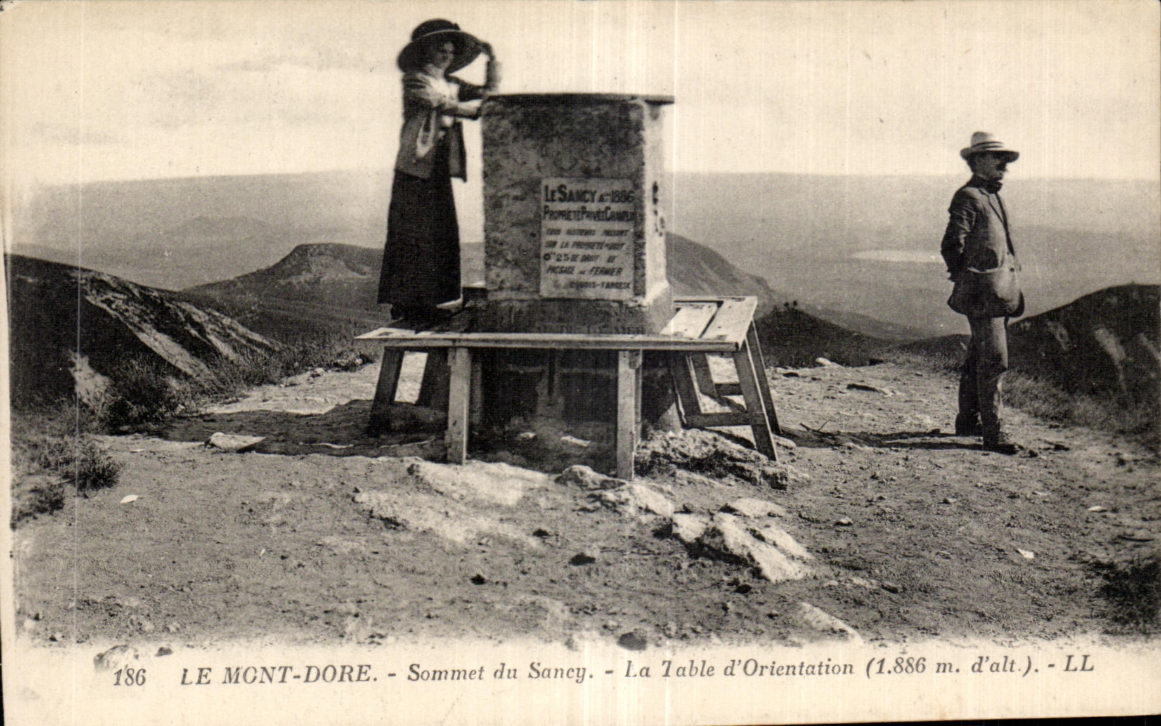 CPA Le Mont Dore Sommet du Sancy La table d orientation 