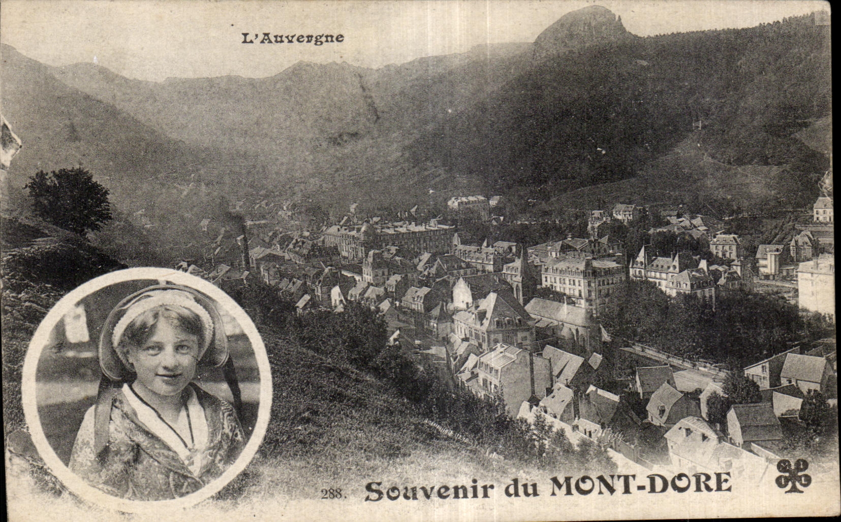 CPA Le Mont Dore Souvenir Folklore costume Enfant