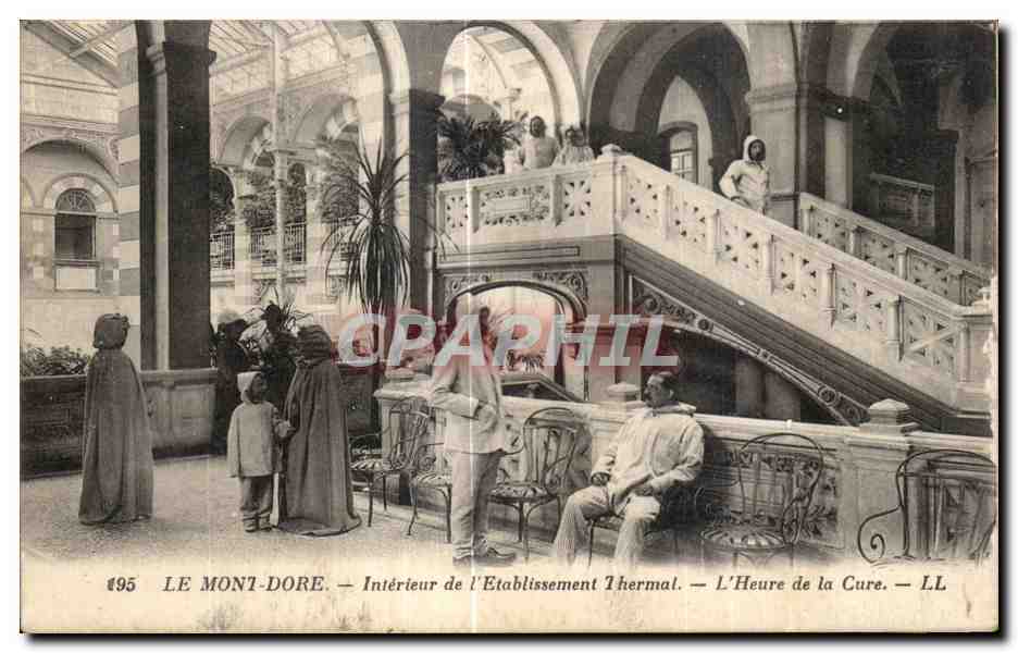 CPA Le Mont Dore Interieur de l Etablissement Thermal L Heure de la Cure