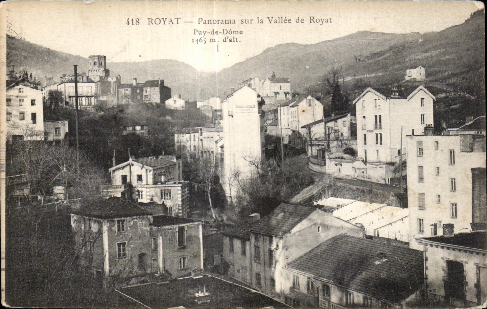 Royat les Bains - Panorama sur la Vallee - CPA 