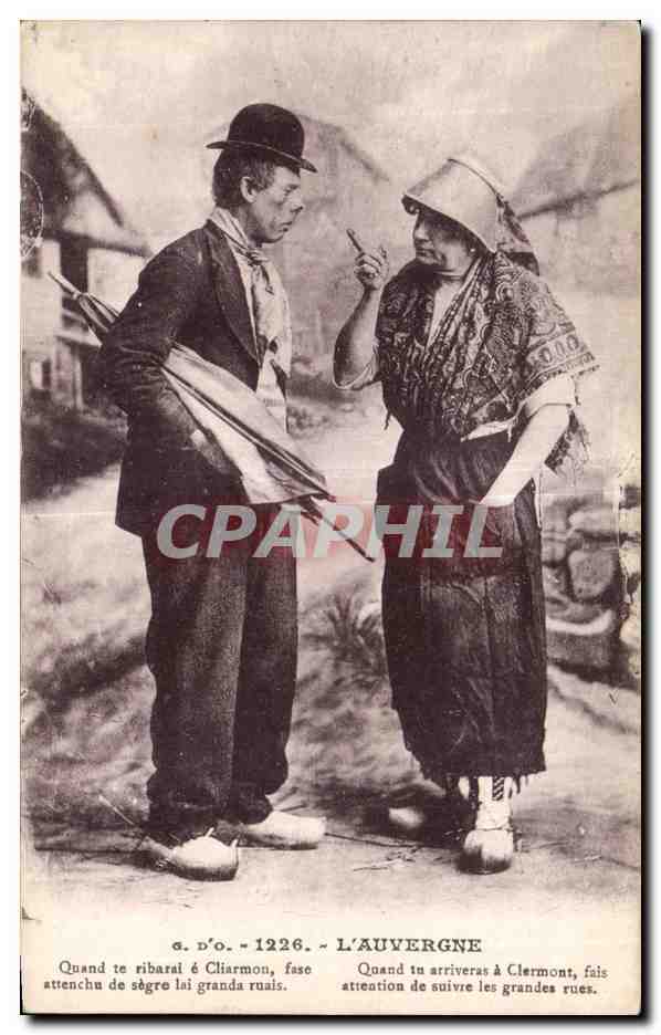 L'Auvergne — Scène de rue avec couple — G. D'O. n° 1226