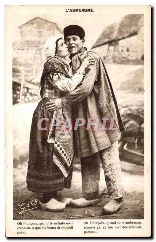 L'Auvergne — Couple en tenue traditionnelle — G. d'O.