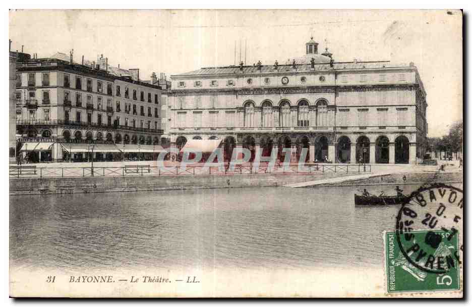 CPA Bayonne Le Theatre 