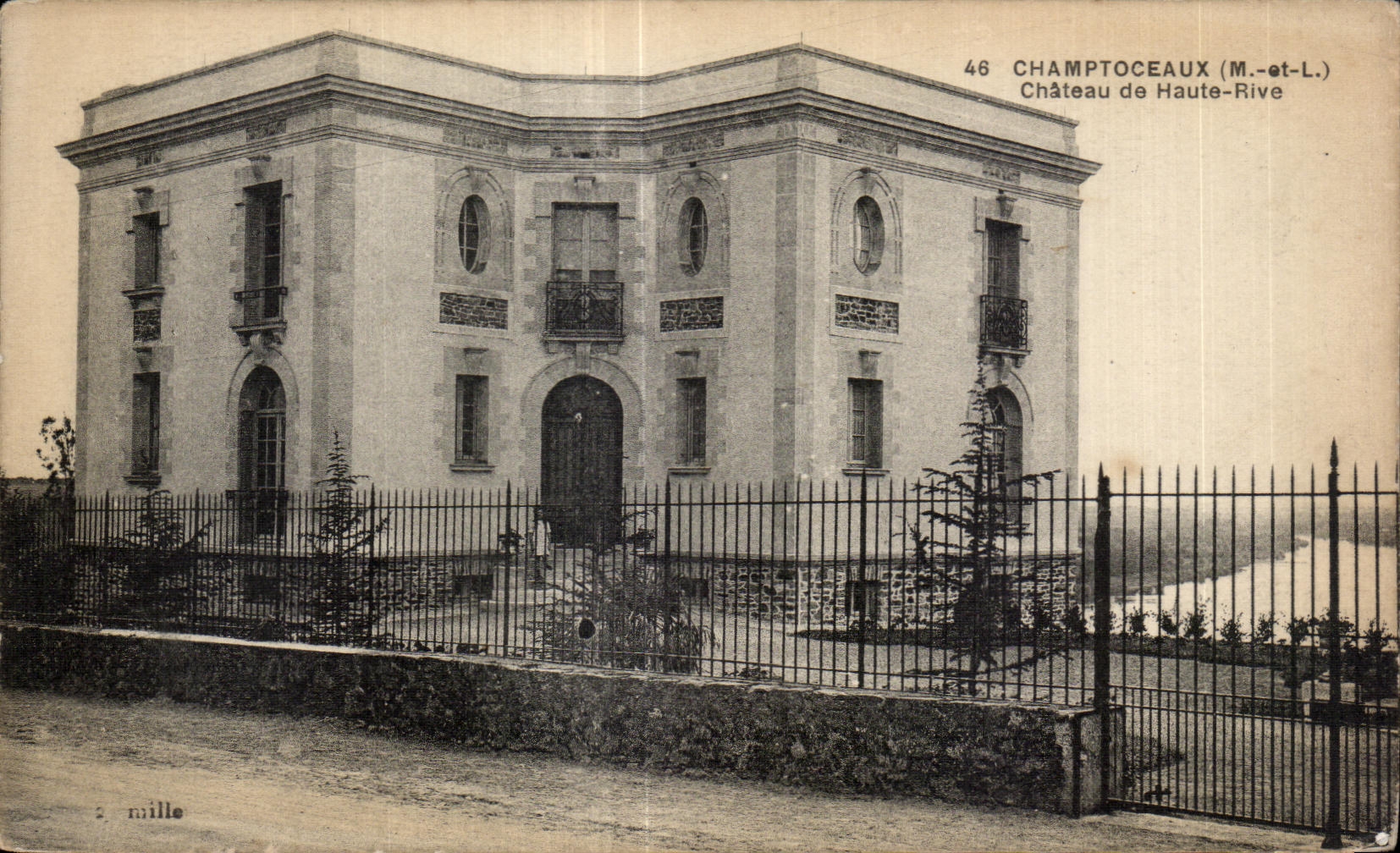CPA Champtoceaux (m et L) Chateau de Haute Rive