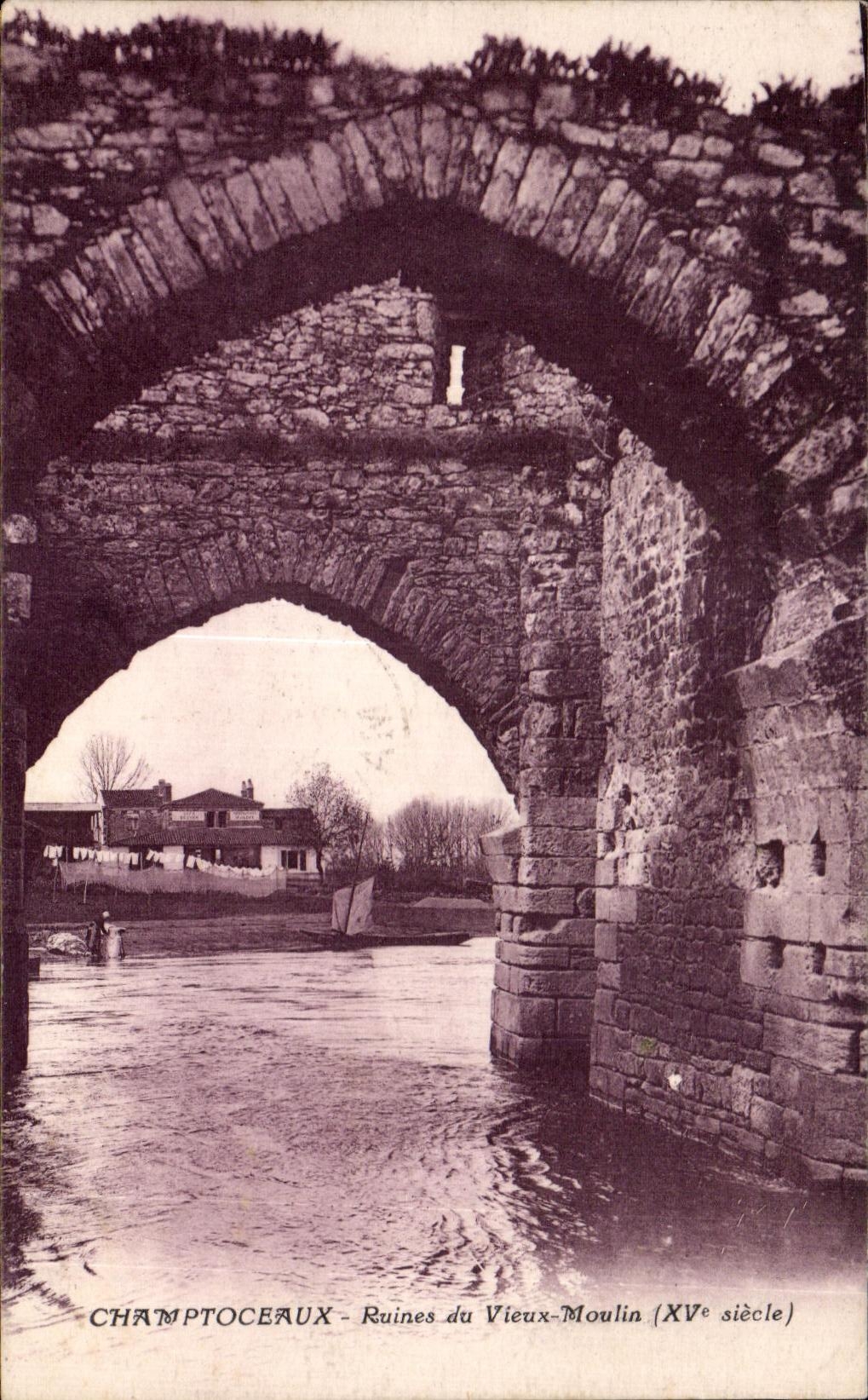 CPA Champtoceaux Ruines du Vienux Moulin (XVe siecle)