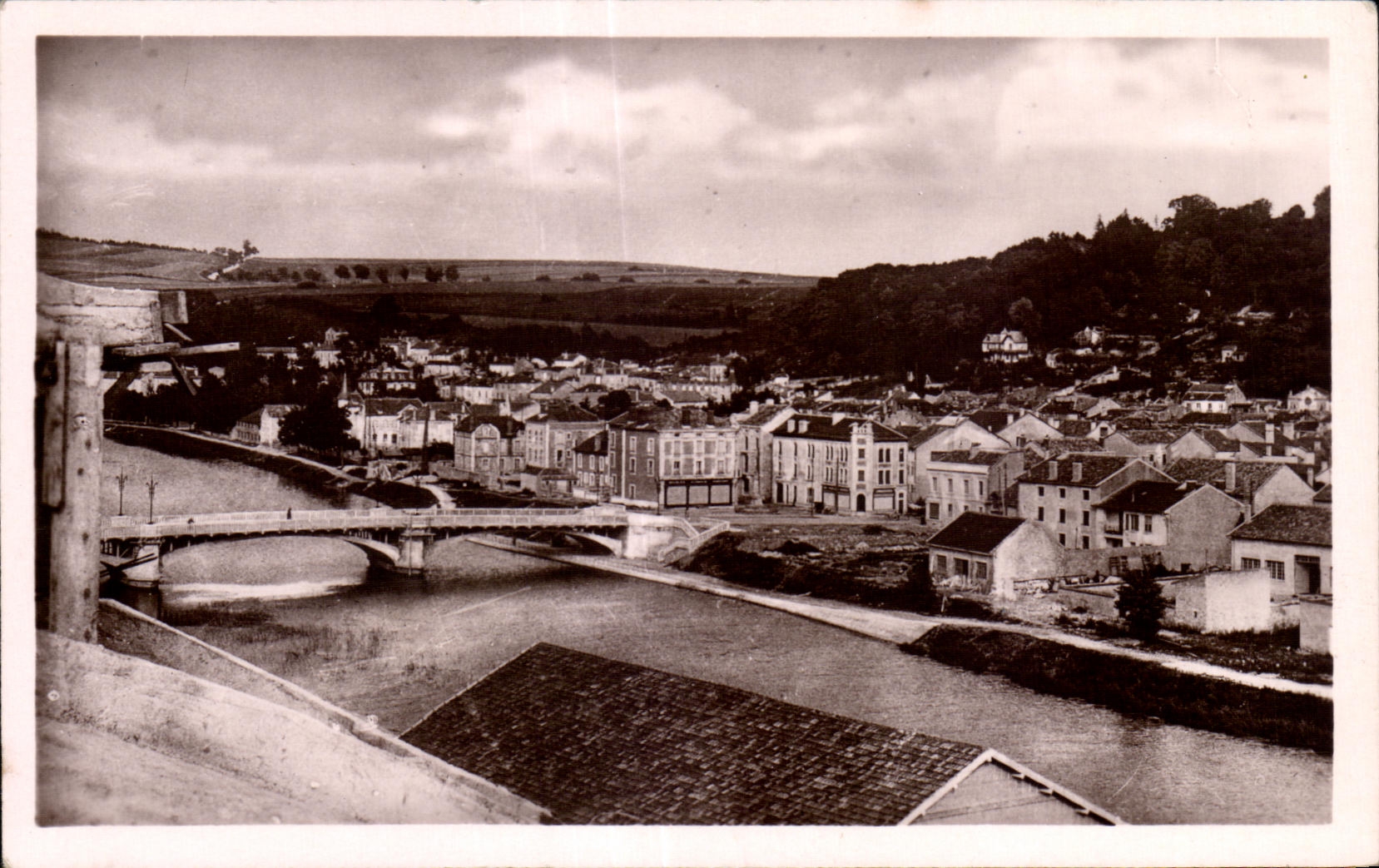 CPA Saint Mihiel Vue generale Le Pont