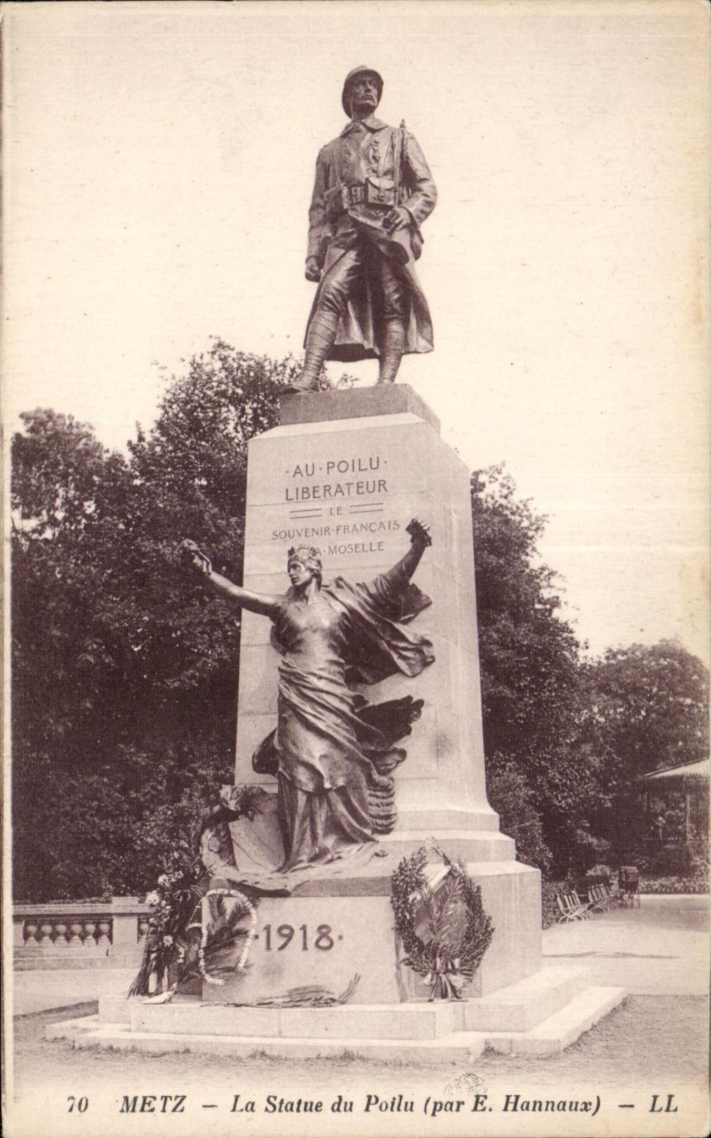 Metz - La Statue du Poilu Militaria - CPA 