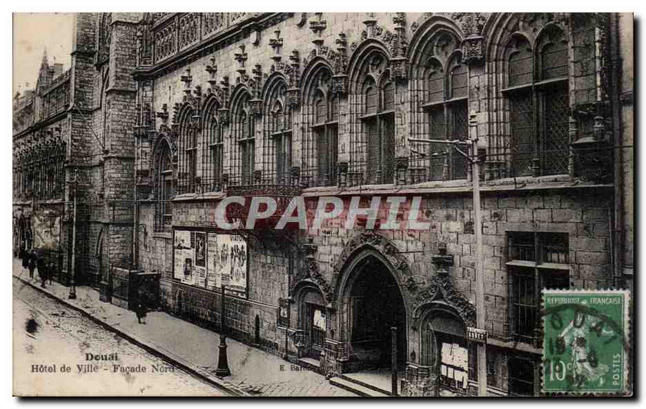 CPA Douai Hotel de Ville Facade Nord