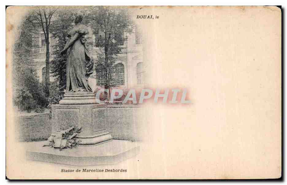 CPA Douai le Satue de Marceline Desbordes