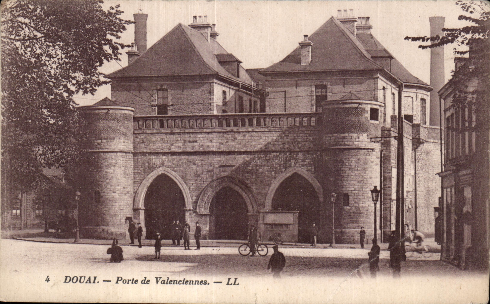 CPA Douai Porte de Valenciennes