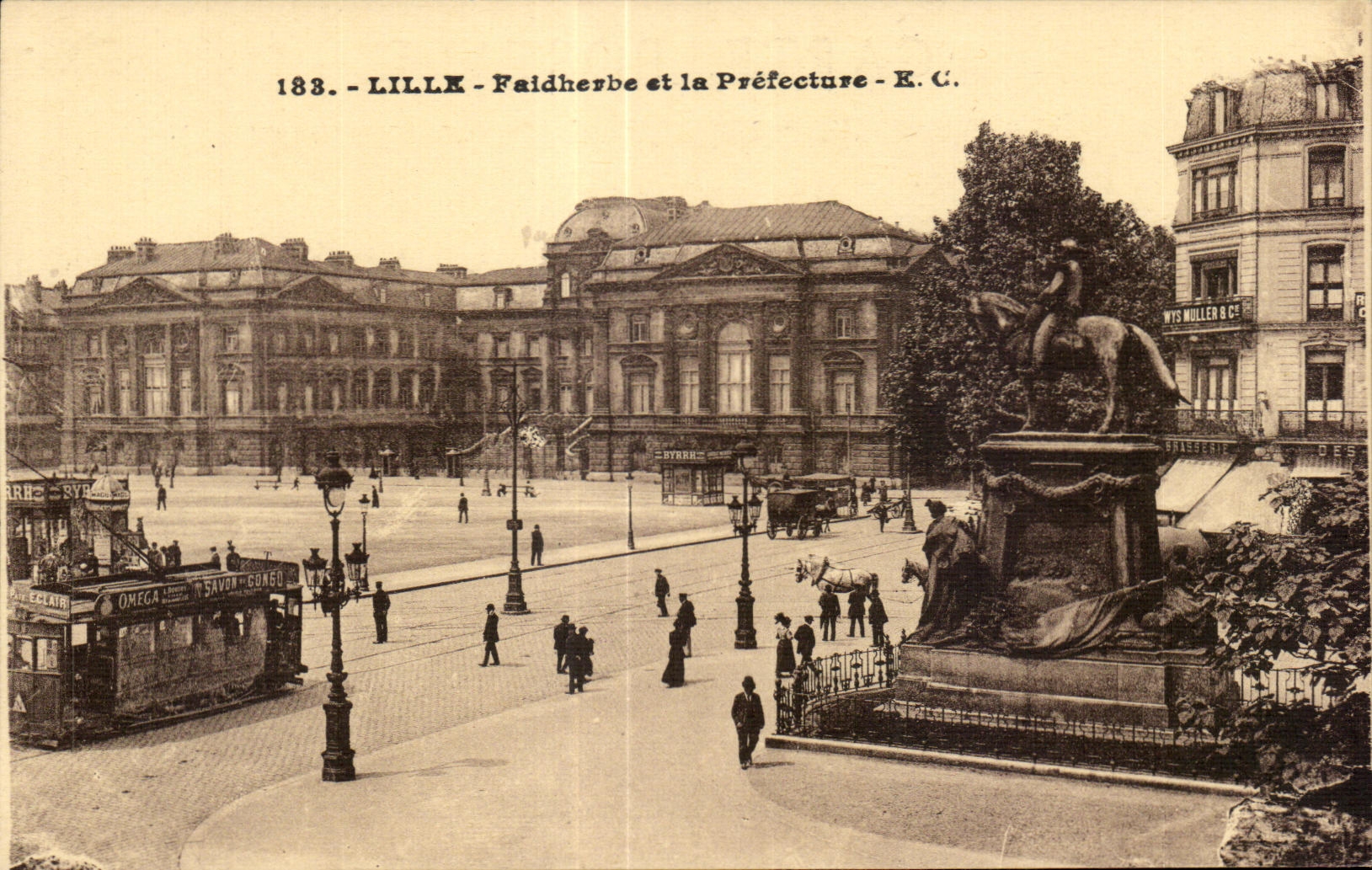 CPA Lille Faidherbe et la prefecture Tramway