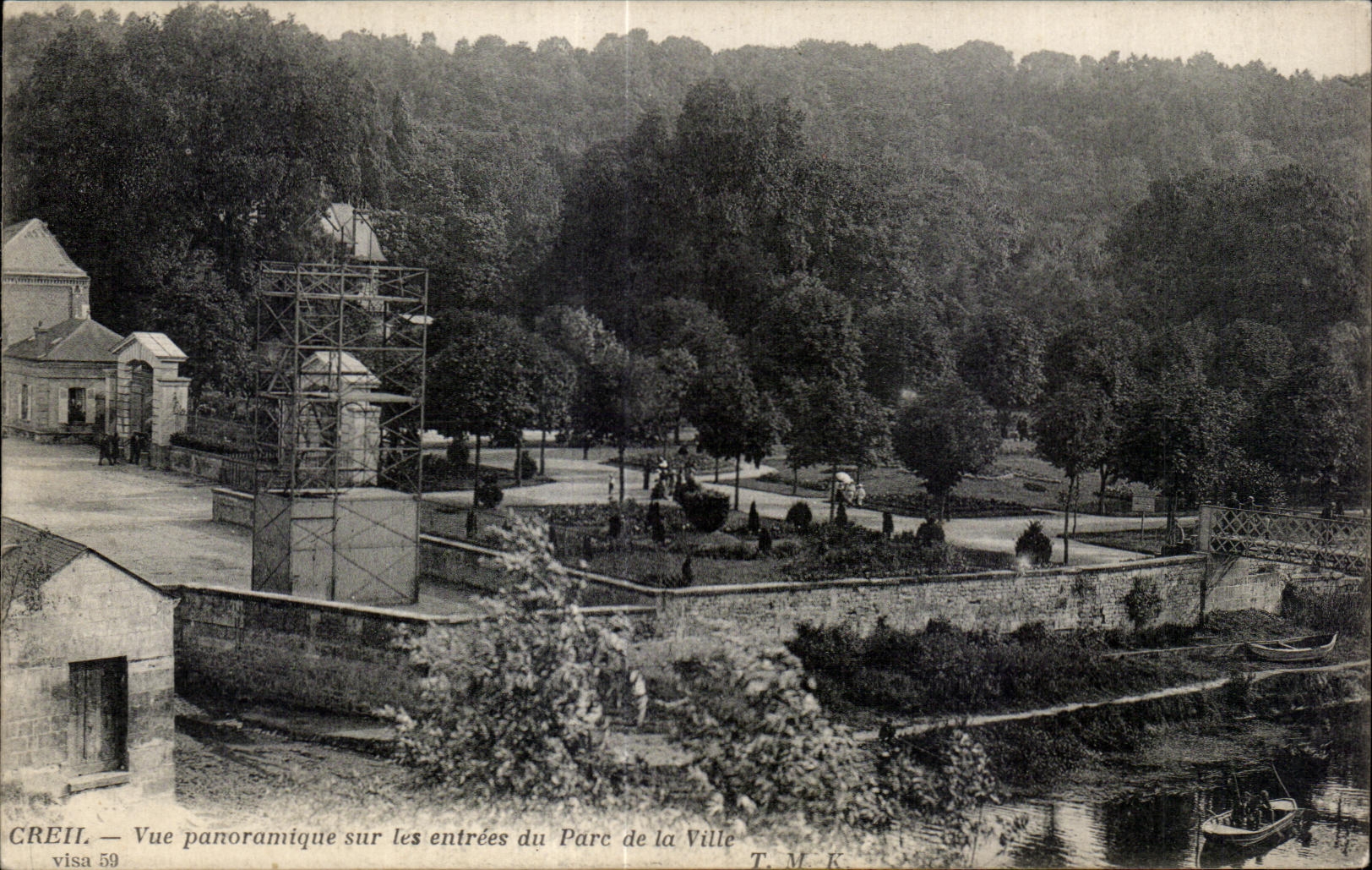 Creil — Vue panoramique sur les entrées du Parc de la Ville — T.M.K. visa 59