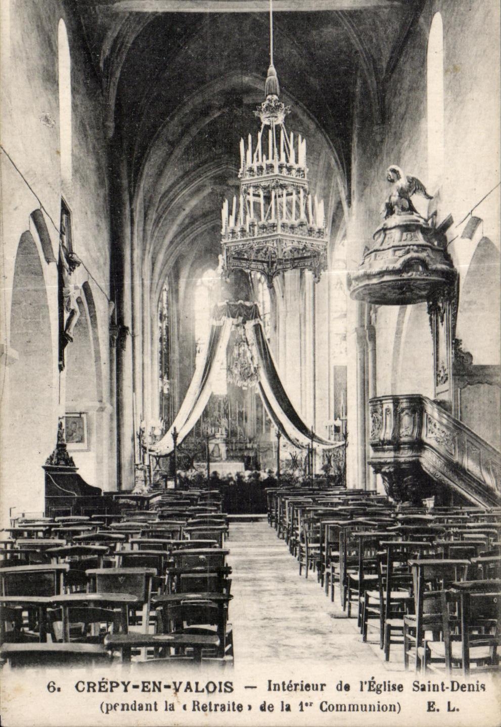 Crépy-en-Valois — Innenansicht der Kirche Saint-Denis während der « Retraite » der Erstkommunion — E. L.