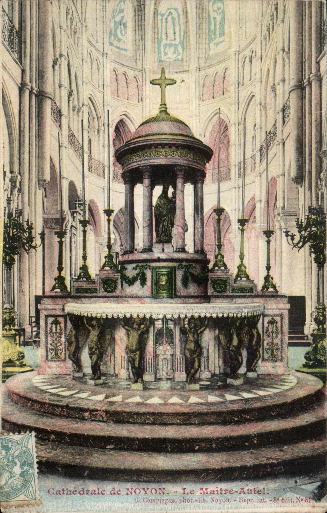 CPA Cathedrale de Noyon Le Maitre Autel