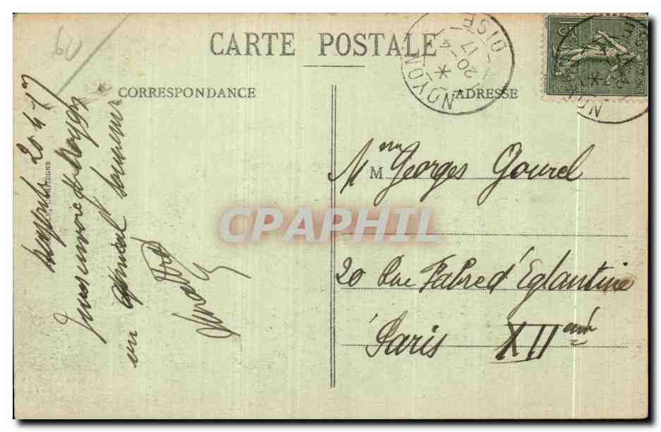 CPA Noyon Place de I Hotel de Ville et Grand Place — Rückseite